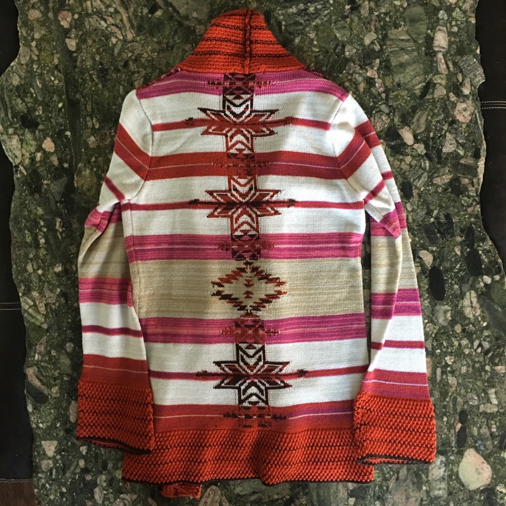 BCBGmaxazria Cardigan - Size Large